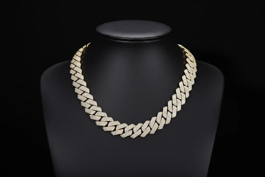 Cuban Chain • Moissanite • 18K Gold Plated Brass